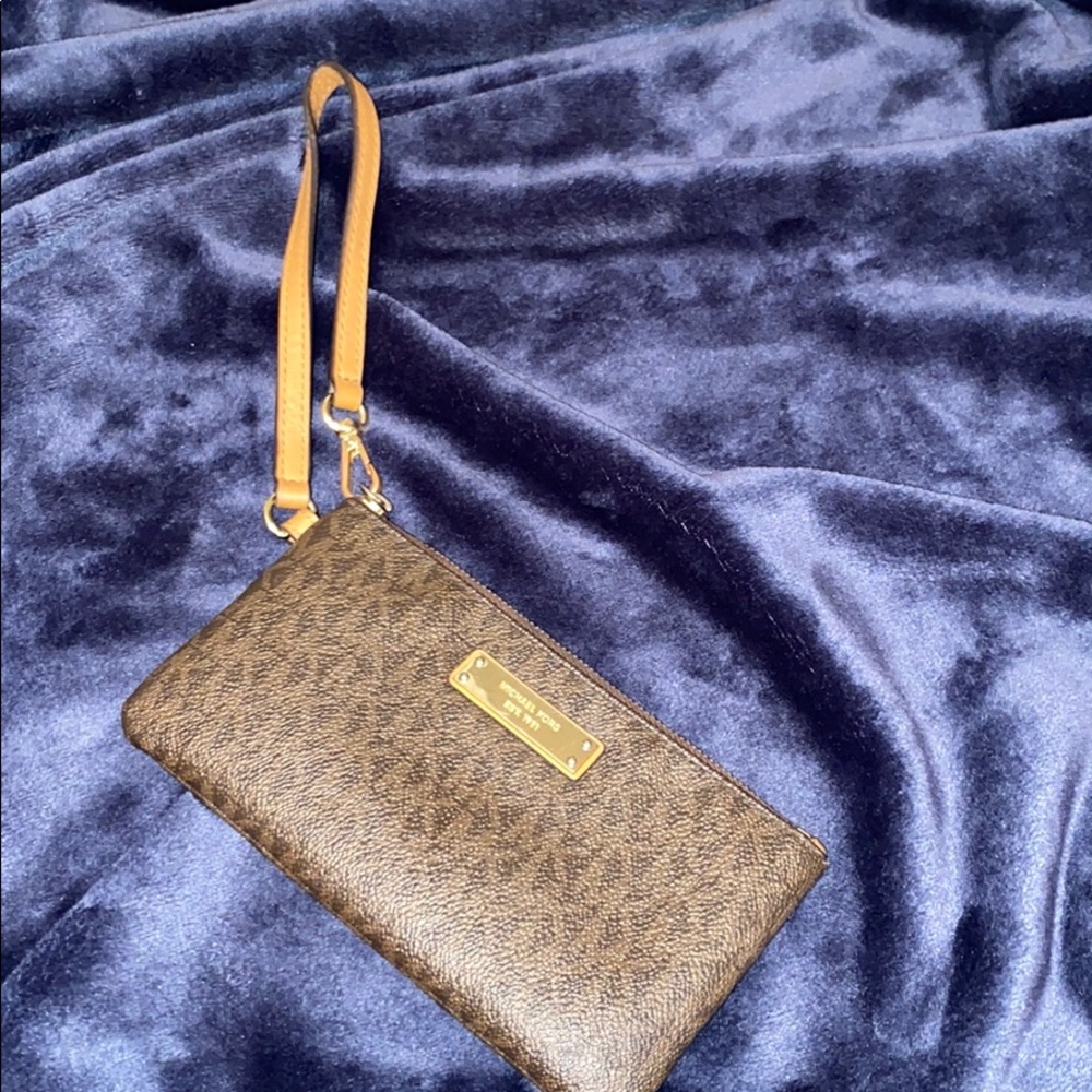 Michal kors wallet